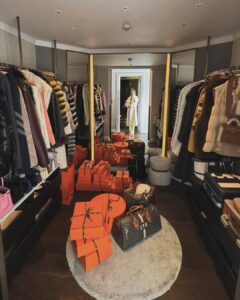 Walk-in Closet Syahrini