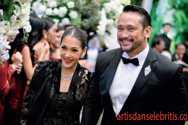 Tora Sudiro dan Mieke Amalia Siap Sambut Cucu Pertama Tora Sudiro